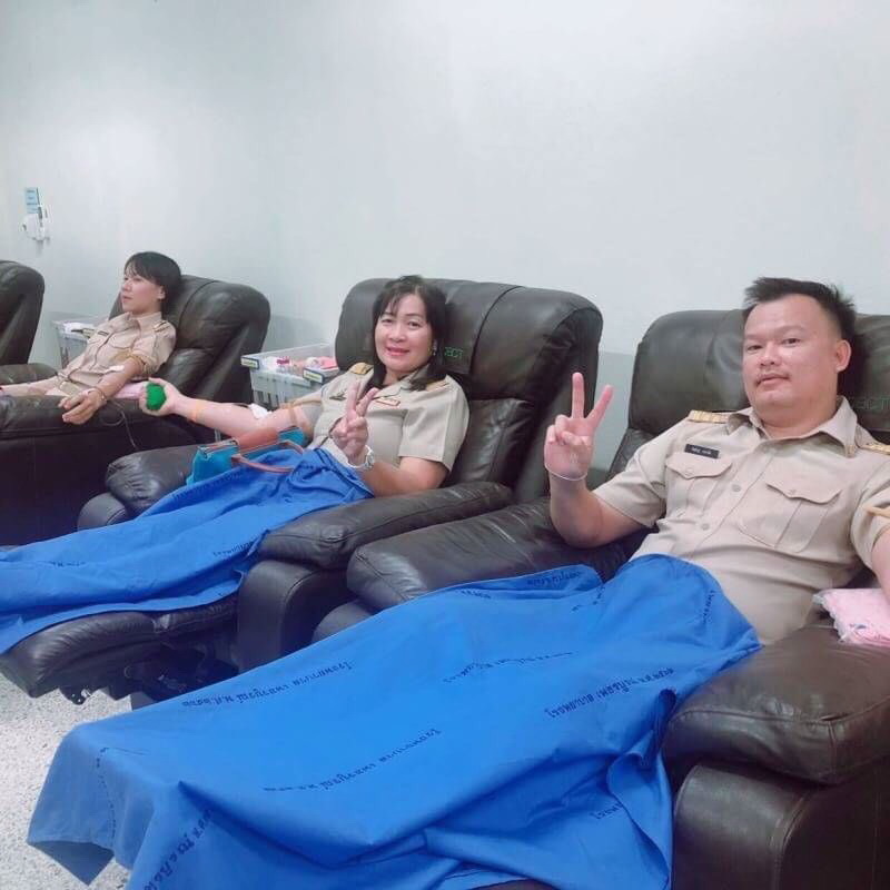 ﻿สำนักงานบังคับคดีจังหวัดเพชรบูรณ์เข้าร่วมบริจาคโลหิตเฉลิมพระเกียรติพระบาทสมเด็จพระเจ้าอยู่หัว เนื่องในโอกาสมหามงคลพระราชพิธีบรมราชาภิเษก